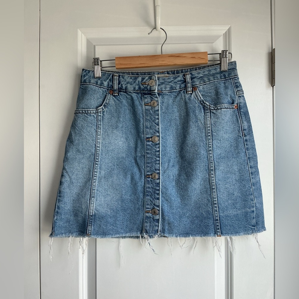 Topshop Moto Denim Button Up Mini Skirt Y2K Raw Hem A-line Silhouette Size 8